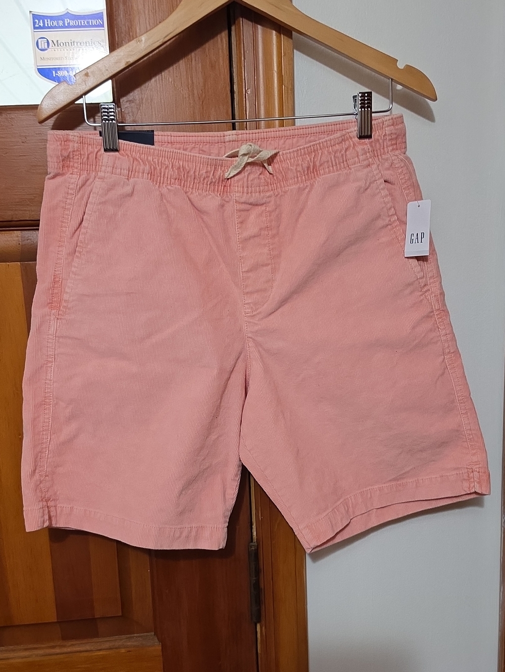 GAP Men's Coral Drawstring Elastic-Waist Shorts